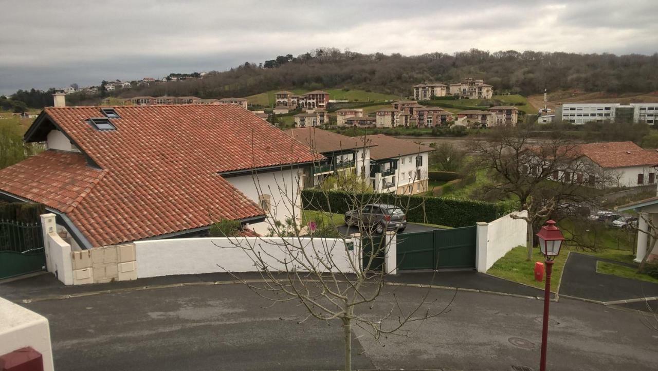 Appartement Proche de St. Jean de Luz, T2 classé à 900m de la plage à Urrugne Extérieur photo